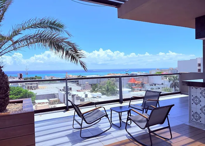 Aparthotel Queen Oasis Just Minutes From The Playa del Carmen