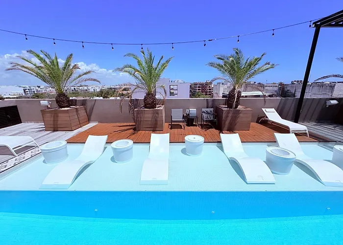 Queen Oasis Just Minutes From The * Playa del Carmen