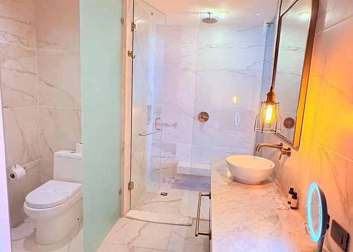 Aparthotel Queen Oasis Just Minutes From The Playa del Carmen