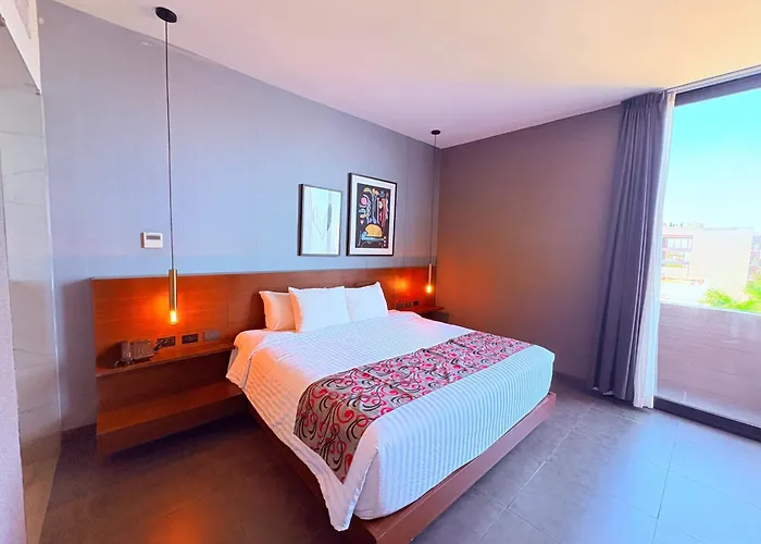 Queen Oasis Just Minutes From The Aparthotel Playa del Carmen